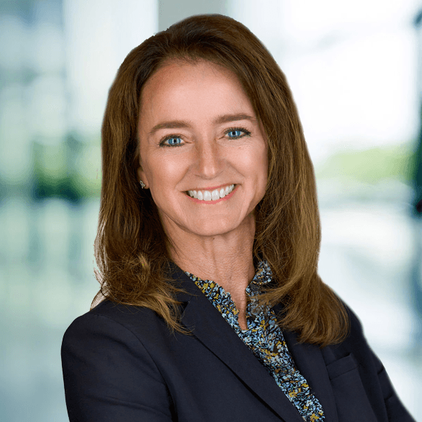 Karen Rzeszutko headshot