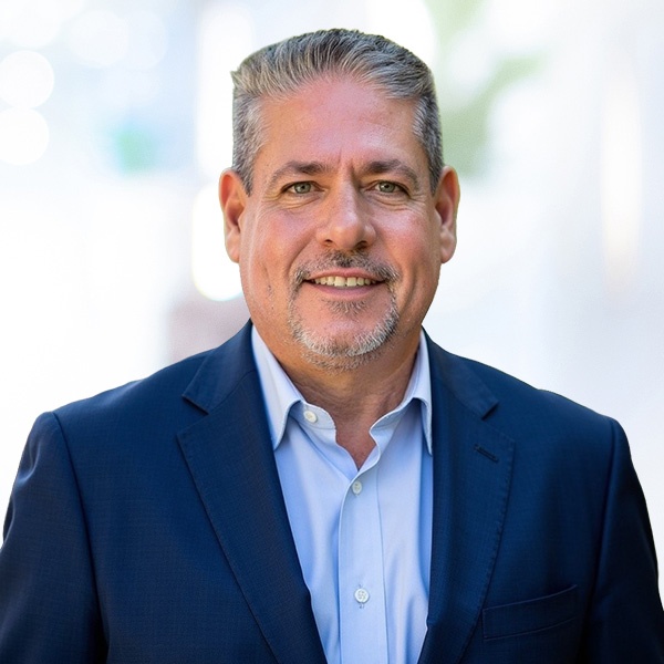 Martin Rivera headshot
