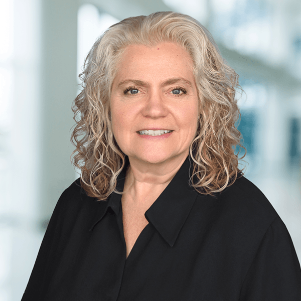 Andrea Beto headshot